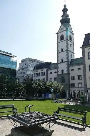 Photo de Relief of the Klagenfurt city