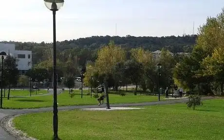 Photo de Alfragide Land of Eira Park