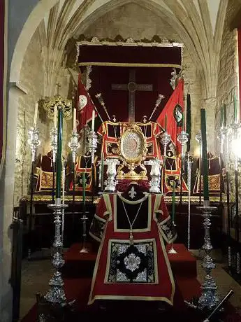 Photo de Ilustre y Venerable CofradÃ­a de la Santa Vera Cruz