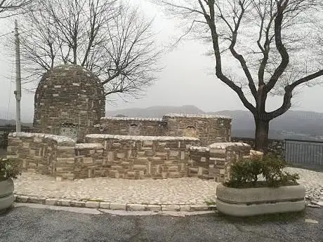 Photo de Piazza Beato Mariano (Morra Vallea)
