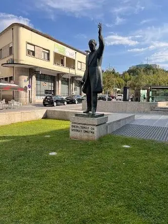 Photo de Estátua do Conselheiro António Cândido