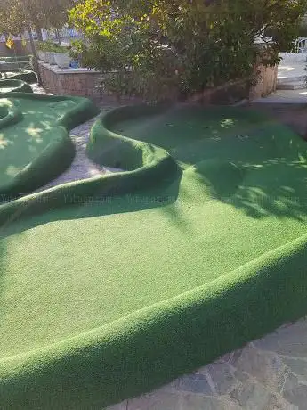 Photo de Bowling E Minigolf
