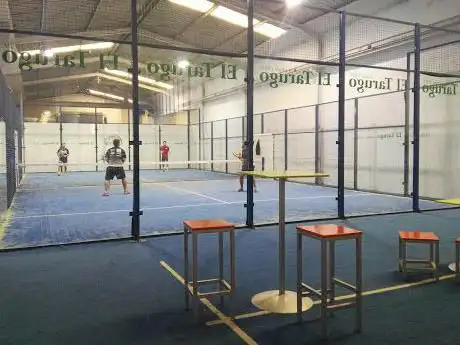 Photo de PADEL INDOOR LA VEGA