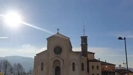 Photo de Chiesa parrocchiale di Muzzolon