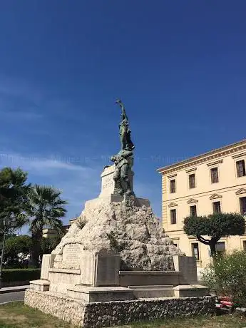 Photo de Monumento ai Caduti di Gerace Marina nella Prima Guerra Mondiale