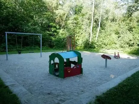 Photo de Spielplatz im Peters Park