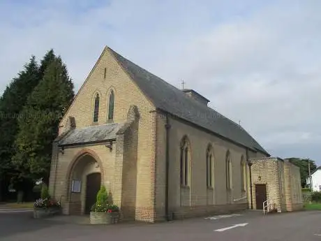 Photo de Catholic Church of the Holy Family