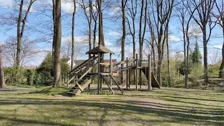Photo de Spielplatz Rollschubahn Ladbergen