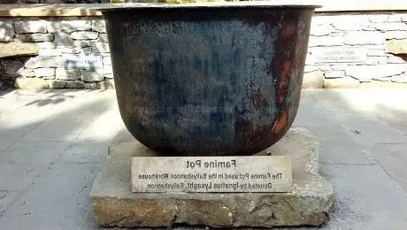 Photo de Ballyshannon Famine Orphan Memorial