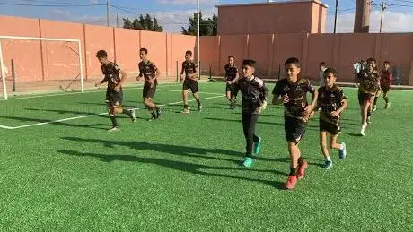 Photo de ملعب القرب دوار اللوح
