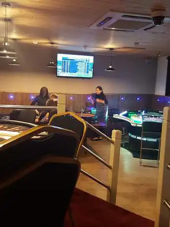 Diamonds Casino