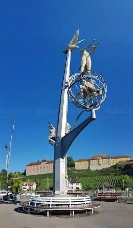 Photo of Magische Säule (Peter Lenk)