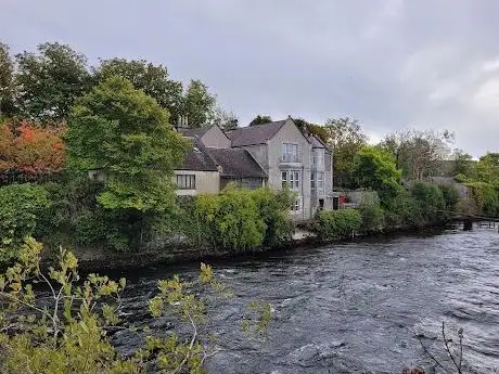 Photo de Riverside Soundwalk (O’Briens Bridge)