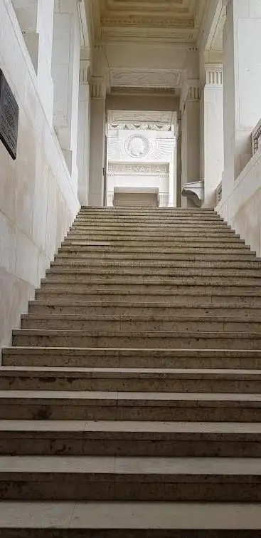 Foto de Crypt of the Escadrille Memorial La Fayette
