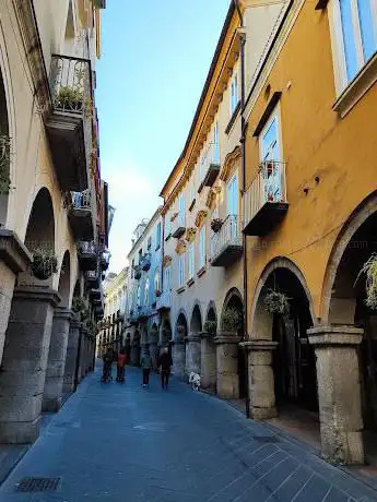 Photo de Corso di Cava de' Tirreni