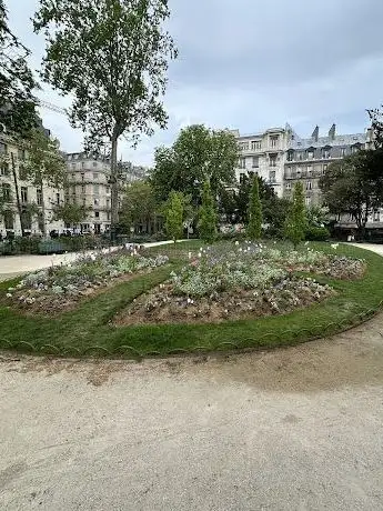 Foto de Square Louis XVI