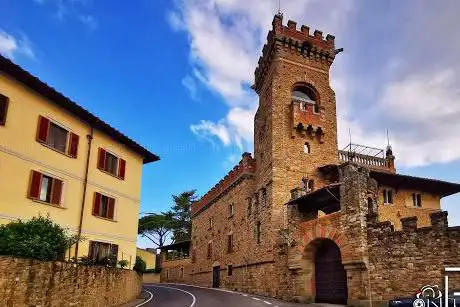 Photo de Castello di Mezzaratta