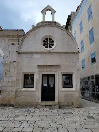 Photo de Church of St. Roch