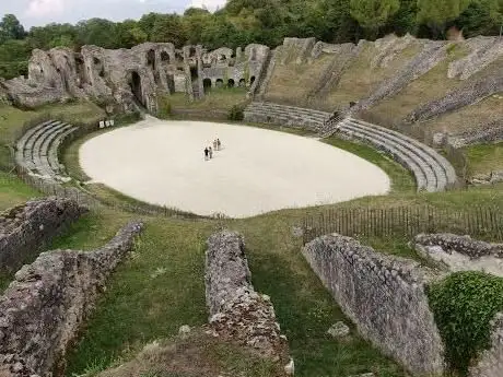Photo de Amphithéâtre gallo-romain de Saintes