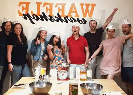 Photo de Bruges Waffle Workshop