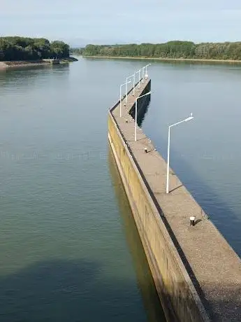 Photo de Schleuse Abwinden Asten