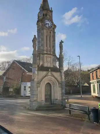 Photo de Lowman Green Clock Tower