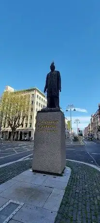 Photo de Thomas Davis Statue & Memorial Fountain