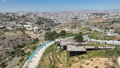 Photo de Çankaya Belediyesi Bademlidere Cumhuriyet Parkı