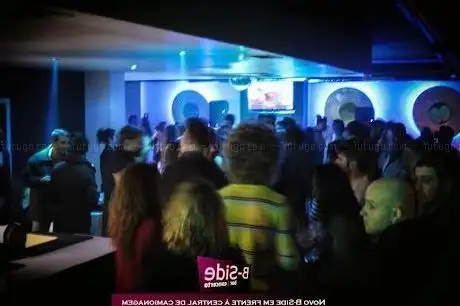 Photo de B-Side Night Club Karaoke Bar