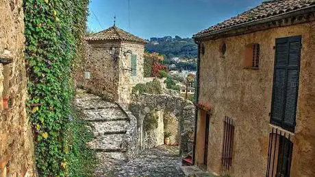 Photo de Biot Tourist Office