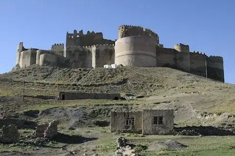Photo de Güzelsu Kalesi