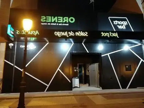 Photo de Orenes Sports Bar & Salón de Juego