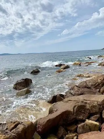 Photo de Plage du Bau Rouge (Ouest)