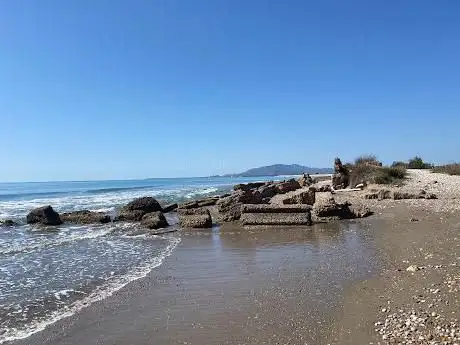 Photo de Nudisme Cala Cabanes  ruines Quartel Vell.