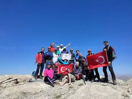 Photo de Zirve Dağcılık İhtisas Spor Kulübü
