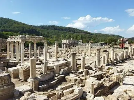 Photo de Stratonikeia Antik Kenti