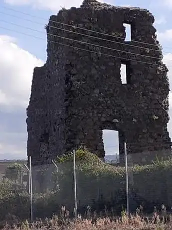 Olderfleet Castle (State Care Monument)
