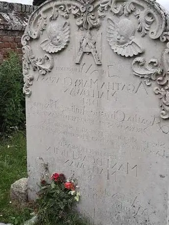 Photo de Agatha Christie's Grave
