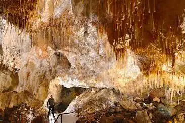 Photo de Grottes de Thouzon