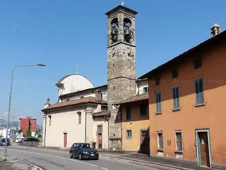 Photo de Church of Saint John Baptist