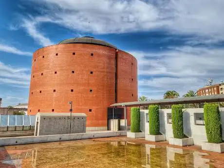 Photo de Museo Extremeño e Iberoamericano de Arte Contemporáneo