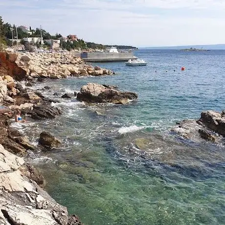 Photo de Plaža Grabrova