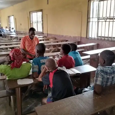 Photo de First Baptist Church Ahoada