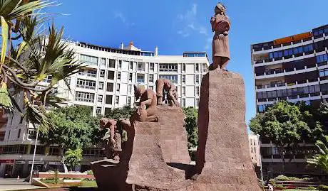 Photo de Monumento a las actividades primitivas canarias  de Luis Alemán Montull