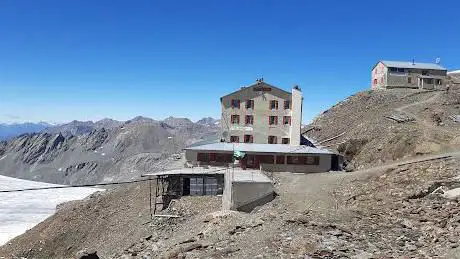 Photo de Rifugio Gianni Casati al Cevedale mt 3269 - CAI Milano