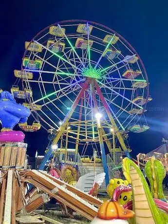 Photo de Lunapark