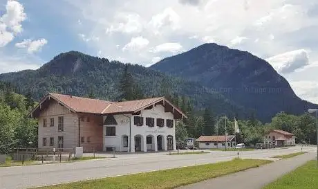 Photo de Tourist Info Schneizlreuth