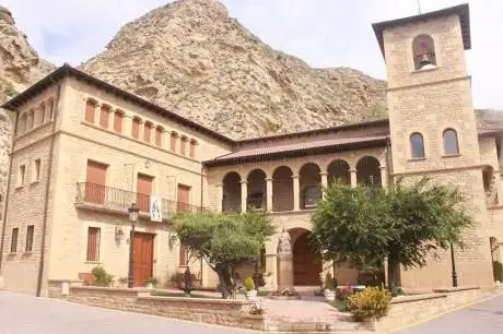 Photo de Basilica Virgen del Olmo