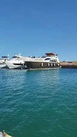 Photo de New Marina Lighthouse