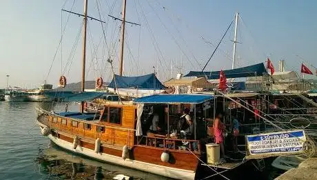 Photo de Güleryüz 2 Daily Boat Trips KAŞ